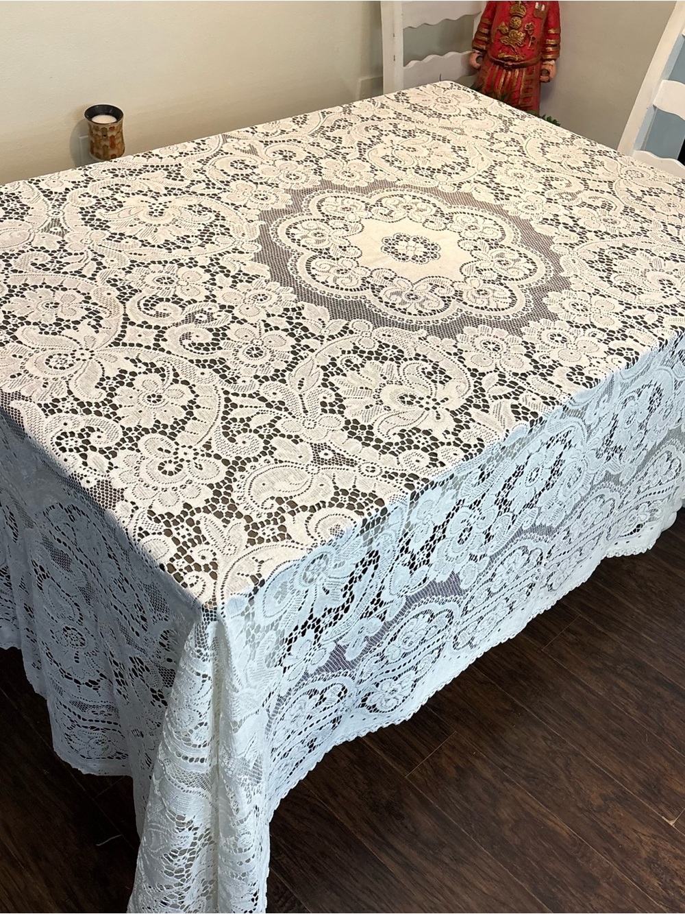 French Alençon Style Lace Tablecloth 52”x102” Ivory Vintage Cottage Romantic